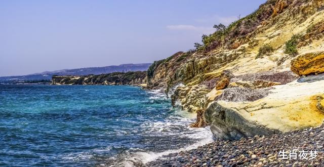 白羊座|10月底,爱情降临,惺惺相惜,再续前缘,爱火再次重燃的3个生肖