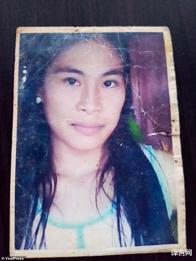 菲律賓29歲美女被傢人關籠子5年，腰圍編織袋近乎赤身，曾夢想當模特-圖2