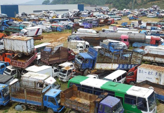 「私家车」私家车报废规定又改了？车主泪奔：说好60万公里，为啥你提前变卦