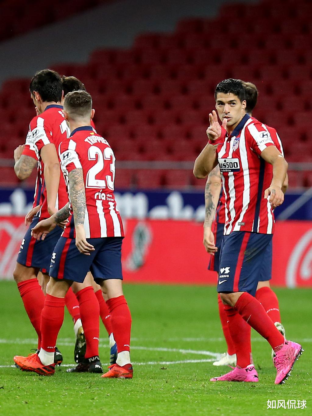 苏亚雷斯|17-2！苏亚雷斯带马竞踢疯了，轰出西甲最强效率，巴萨遭打脸