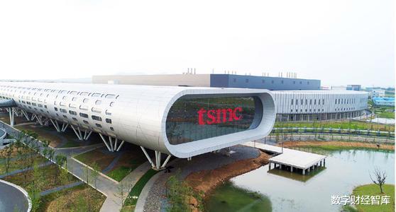 「台积电」台积电投120亿到美国建厂，其背后是美国控股？创始人还是美国籍
