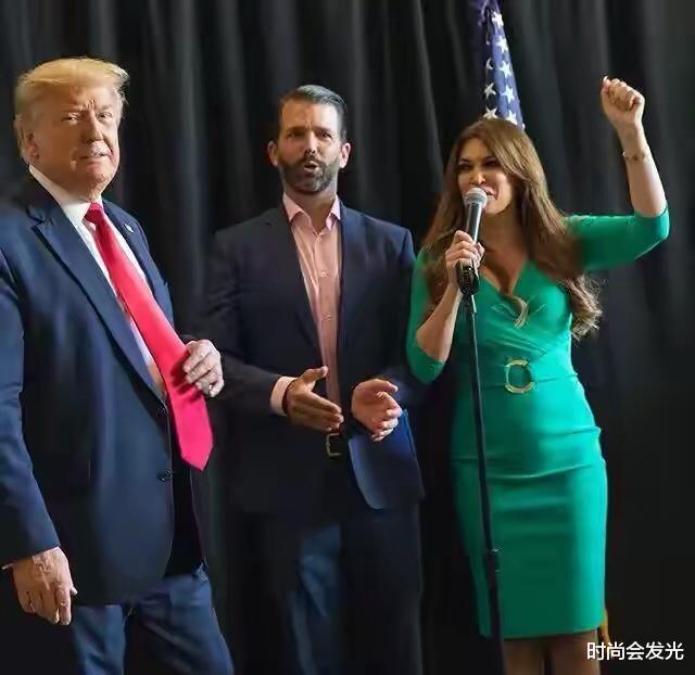 『特朗普』特朗普大儿子真叛逆！被原配甩掉后爱大8岁主播，与爸爸品味不同