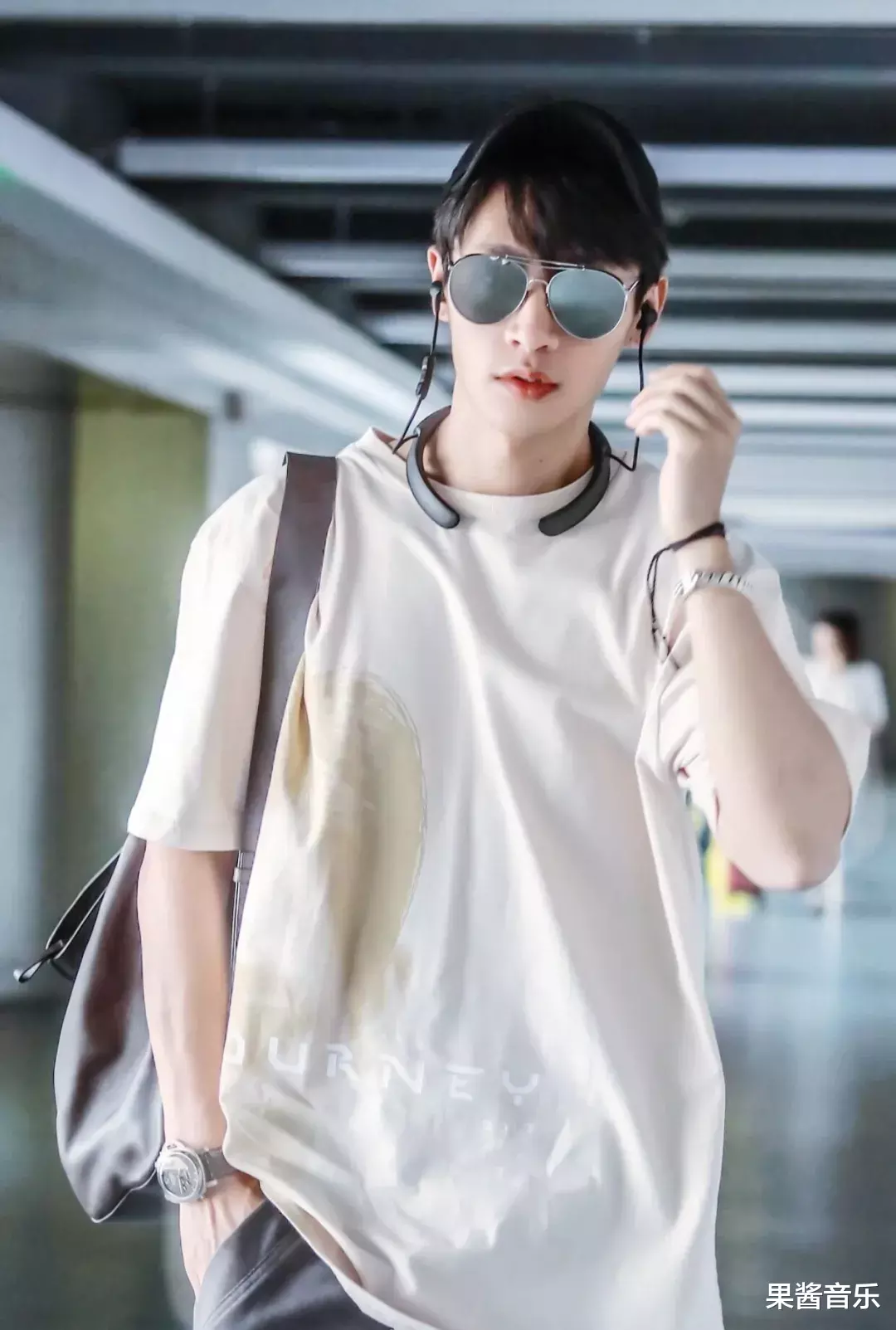 披荆斩棘的哥哥|《披荆斩棘的哥哥》名单来了！你们pick哪位男明星呢？