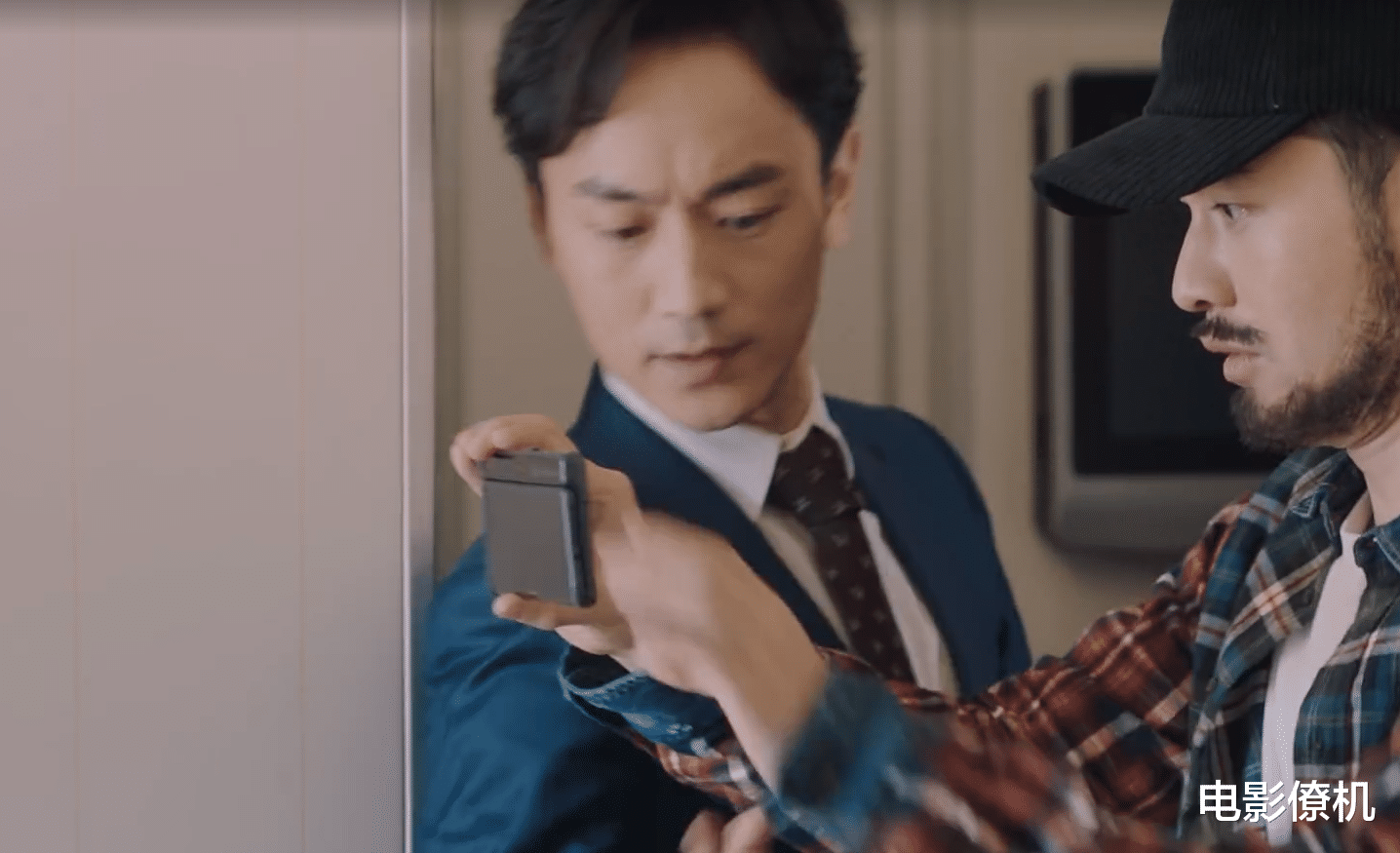 黄晓明|播出2集，收视就跃居第二，这部被央视看好的新剧凭什么？