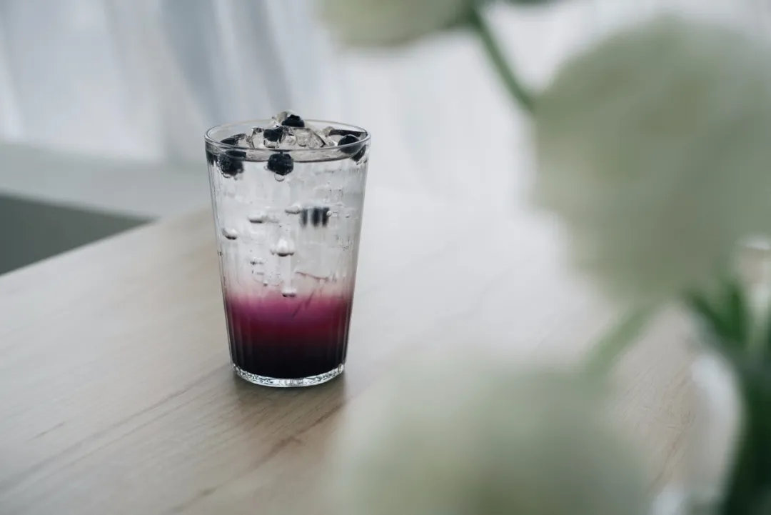 尼康：是什么力量，让尼康和佳能走到了一起？