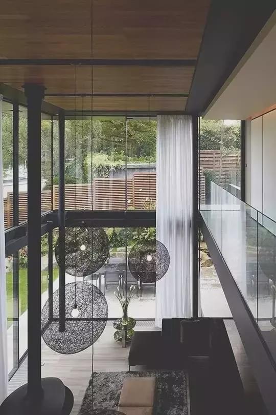 |沙发与窗帘色系的绝妙搭配！教你打造超高颜值客厅