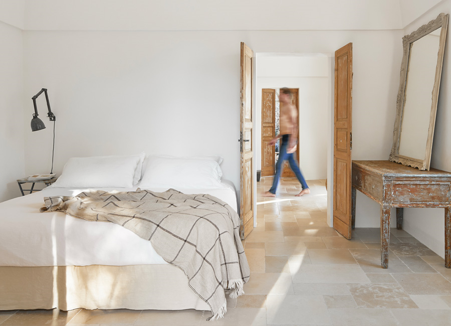 设计师|5万才能住一周的民宿长啥样？朴素的设计，大白墙也高级