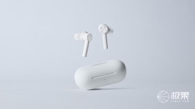 一加科技|一加8T动手玩：3399起，直屏旗舰值不值？