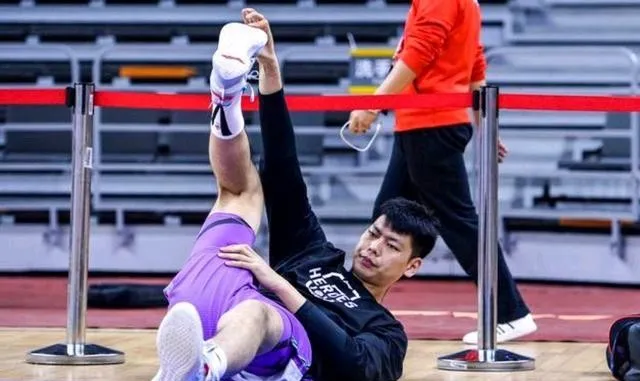 首钢集团|首钢彻底升级！官宣签约欧洲名帅！约基奇队友也加盟CBA了