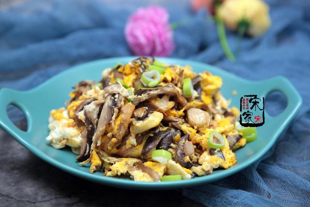 平菇：我家隔三差五吃这菜，5元1斤，常吃对身体好，孩子开学要多吃！