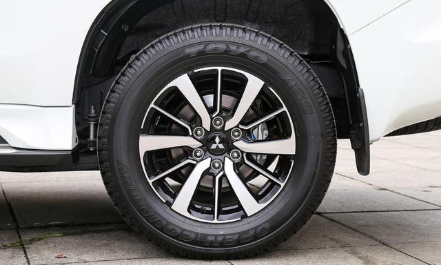 [帕杰罗·劲畅]入手需抓紧！推荐三款40万以内大排量V6车型，最后一款不到28万