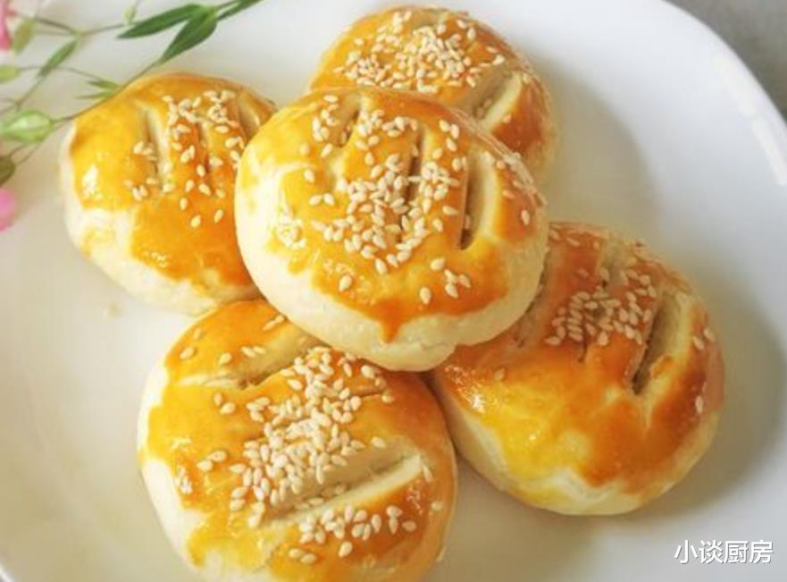 「老婆饼」教你老婆饼的做法,色泽金黄,外皮酥脆,馅料软糯,咬一口直掉渣