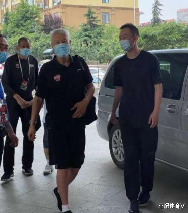|正式离队!中国男篮传奇名帅恐就此退休 让人敬佩