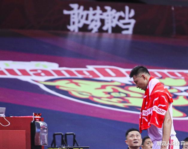 易建联|虚惊一场？周鹏报平安透露应该问题不大：阿联亲口告诉他伤情