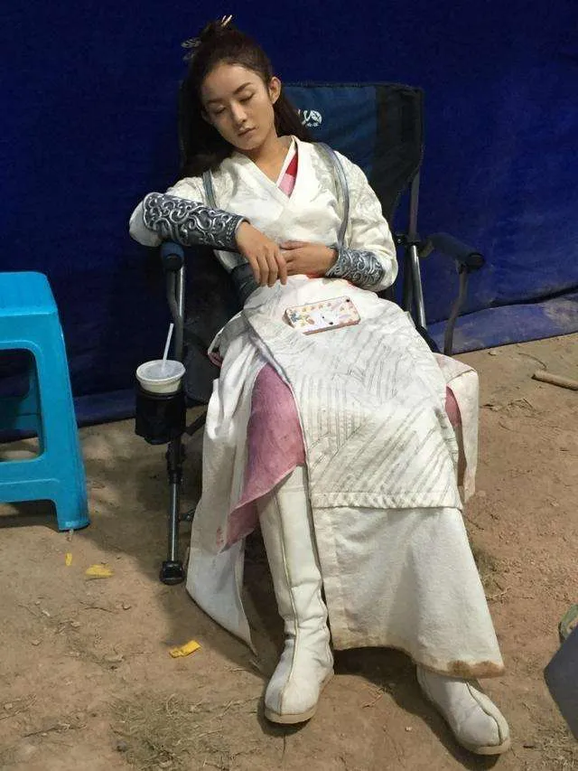 杨紫|顶流糊成这样不是没有原因的！