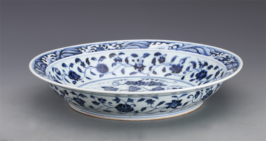 |明代永宣时期青花瓷器发色和缠枝纹饰特点，你真的会鉴定吗