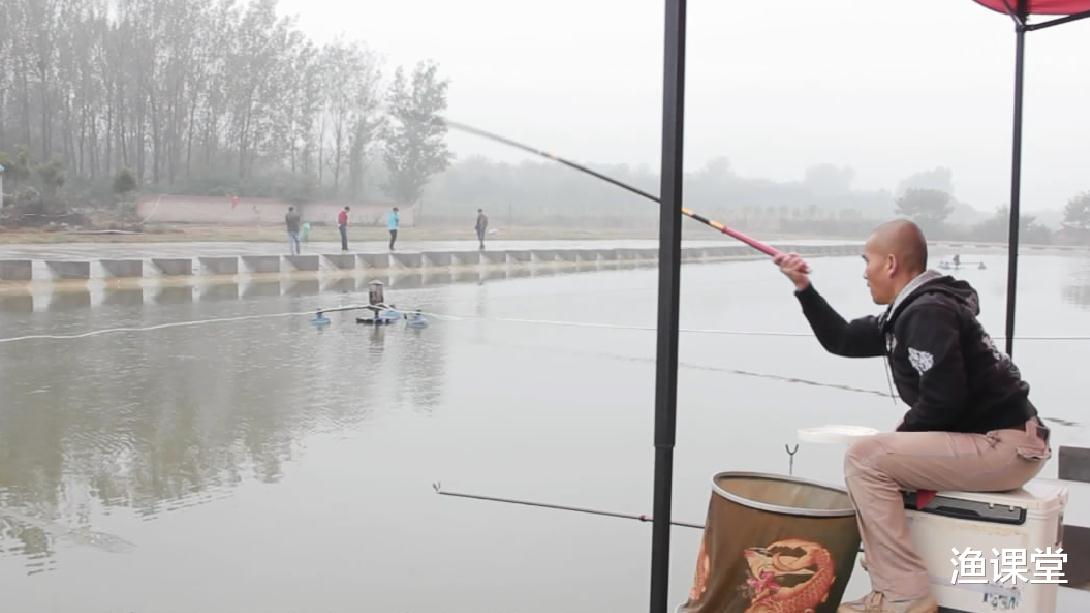 |有漂相就是不上钩，此乃“人钓鱼鱼涮人”，啥原因？不出以下3个