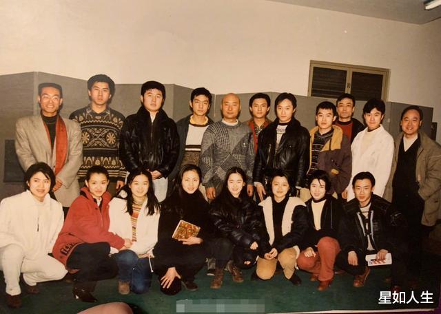 谢园|谢园病逝前仍跟姚晨、张静初在三亚拍戏，生前最后一次合照首曝光