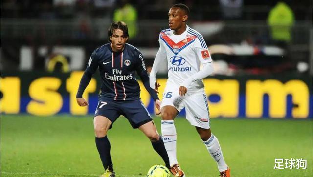 曼联|狂轰23球创纪录！25岁曼联新王诞生，球迷：他被穆帅耽误了