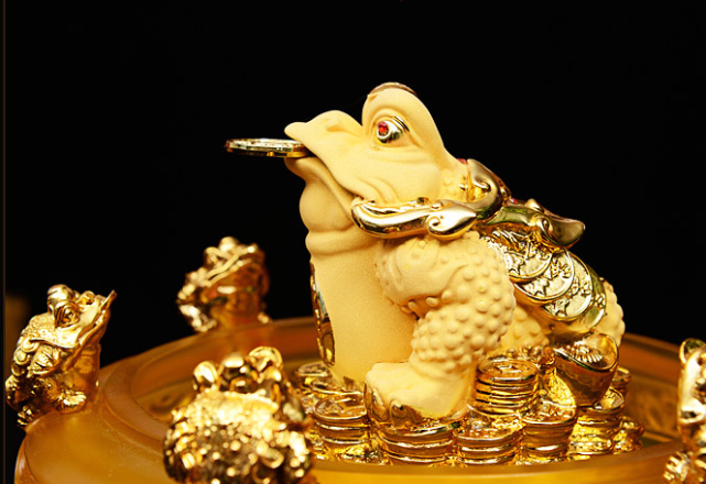 【运势】6月下半月，运势一路上坡，3生肖机缘到，财运红火，鲤鱼跃龙门