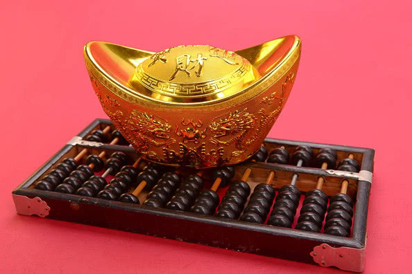 [桃花朵朵开]算命的说：在下周，3生肖运势否极泰来，财运局势利好，一飞冲天