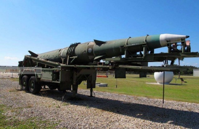 美军|3000多枚备用核弹将启封，12万导弹兵进入战备状态，俄方发出最强音