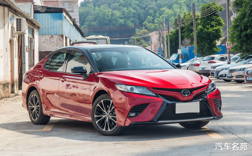 「轿车」更新!中型轿车最新质量排名出炉:凯美瑞第二,迈腾第五,君威上榜!