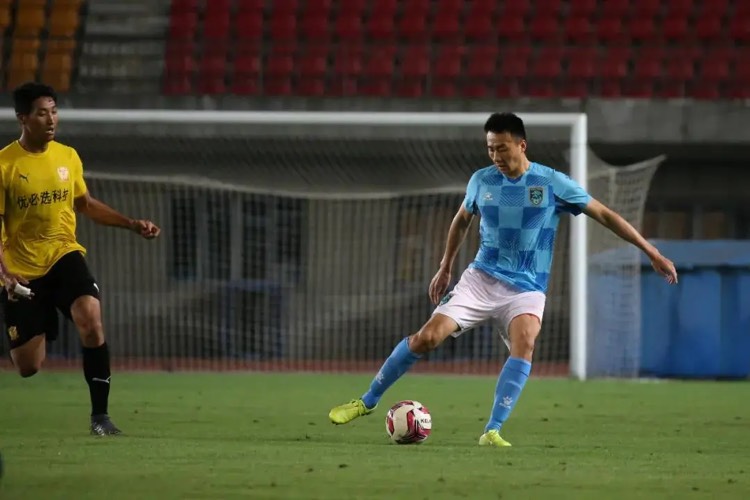 #上海申花#申花热身赛2: 1南通支云,曹赟定、金信煜再进球,孙世林担任队长