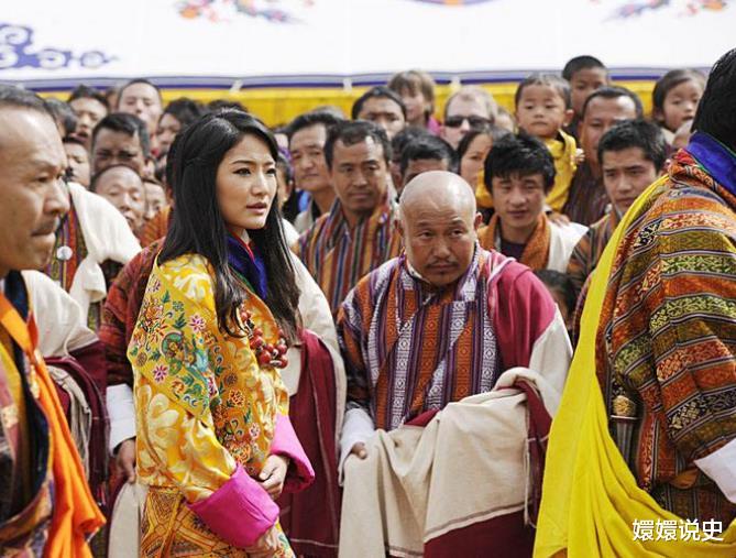 |不丹童话爱情破灭!30岁佩玛被挤出红毯,连生两子依旧被瞧不起