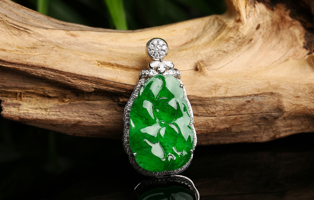 『』什么是翡翠毛货？毛货为何跟成品一样抢手