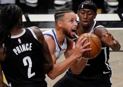 斯蒂芬·库里|62+5+4！30+9+8！他提前下班，老板不光不责怪反而还很高兴？