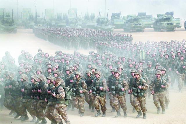 「」中国进入一级战备有多强？外国：确认过眼神，是惹不起的人！