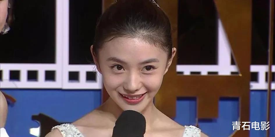 刘浩存|金鸡红毯看点：周笔畅灾难、黄晓明憔悴，刘浩存亮相：国师眼光毒