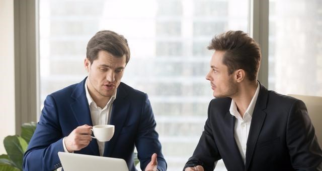 |领导说这5句客套话,别傻傻地相信,聪明人都反着听