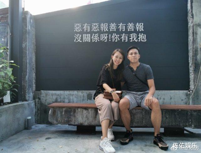卓依婷|卓依婷与女儿互动超有爱,39岁依旧女神范,被造谣死亡21年