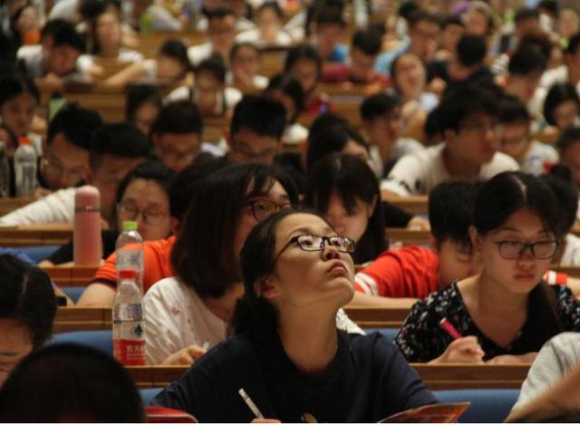 考研|如果你的本科学校一般，千万不要在考研和考证中徘徊