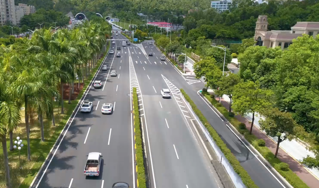 「违停」板樟山新隧道通车！通行规则有变化！交警拍视频教你怎么过新旧隧道！