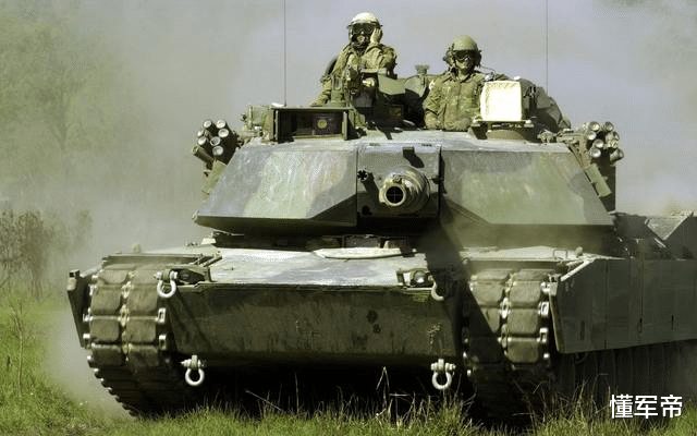 [美军]美军M1A1坦克遇强劲对手，尼日利亚VT4坦克登场，3次较量大获全胜