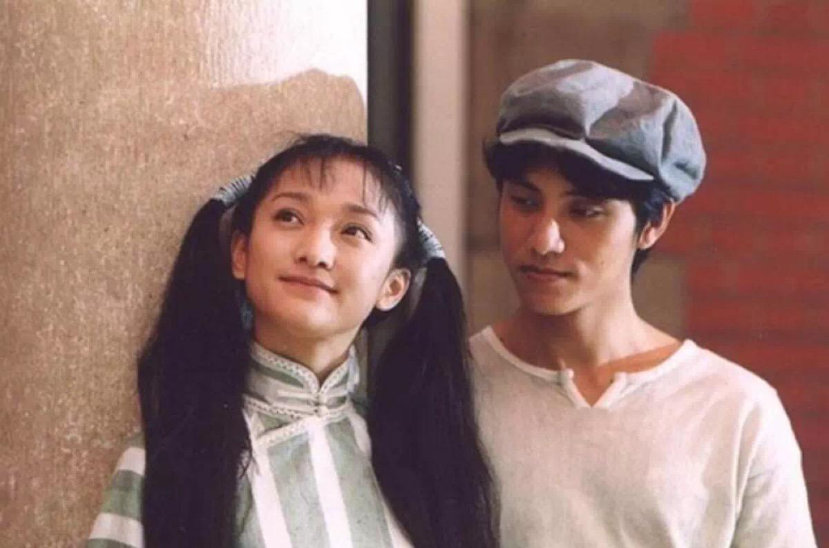 周迅|作为群演演技盖过主演？周迅的龙套成长史