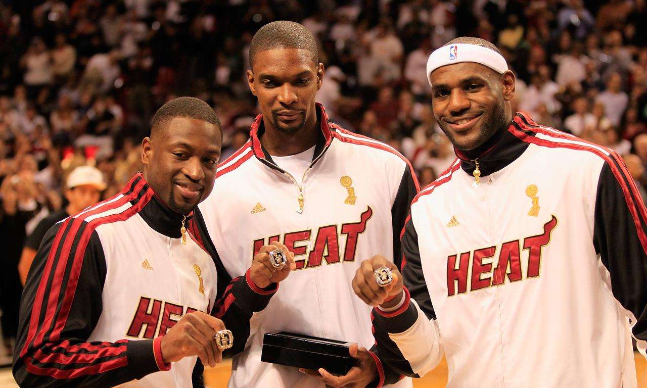 #科怀·伦纳德#NBA有史以来最伟大三巨头?美媒感慨:伦纳德亲手毁掉了一切