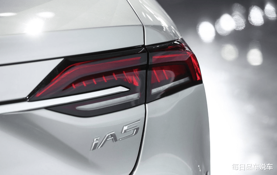 #国产车#“挂羊头卖狗肉”的三款车，虽是国产车标，却是正经日本货