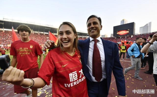 意大利队■中国再捐物资！卡纳瓦罗感谢，其弟却怒批：意大利口罩却卖455元