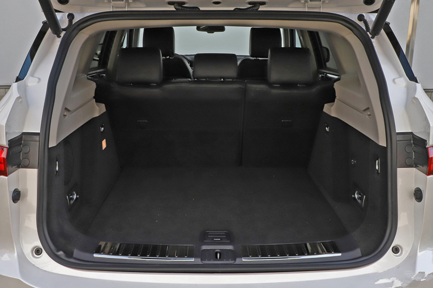 #豪车#又一“伪豪车”倒下！巅峰时5天卖9816辆，现跌到8万月销吃0，被骂惨