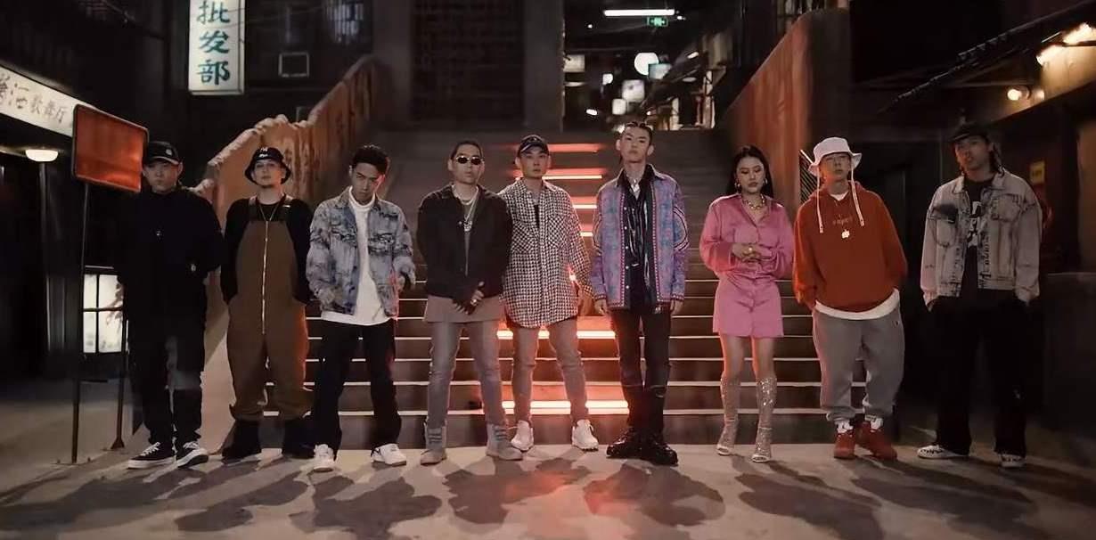 中国新说唱|除了万妮达,她是《中国新说唱》的话题rapper,没想到也是一轮游