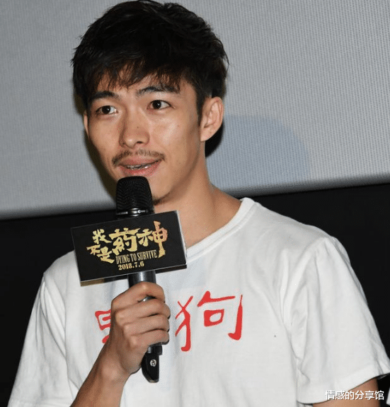 发型▲《我不是药神》中的黄毛，生活照帅的让人认不出：都是发型惹的祸