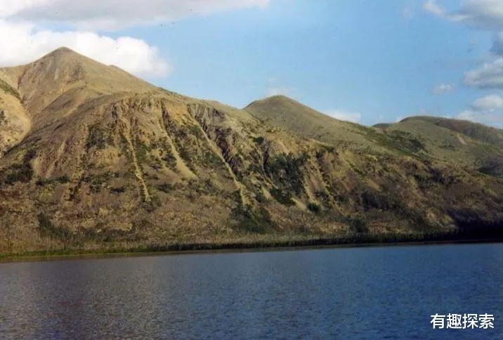 「比凯」又一湖泊有水怪现身?专家在俄拉比凯尔湖内发现庞大生物,长7米