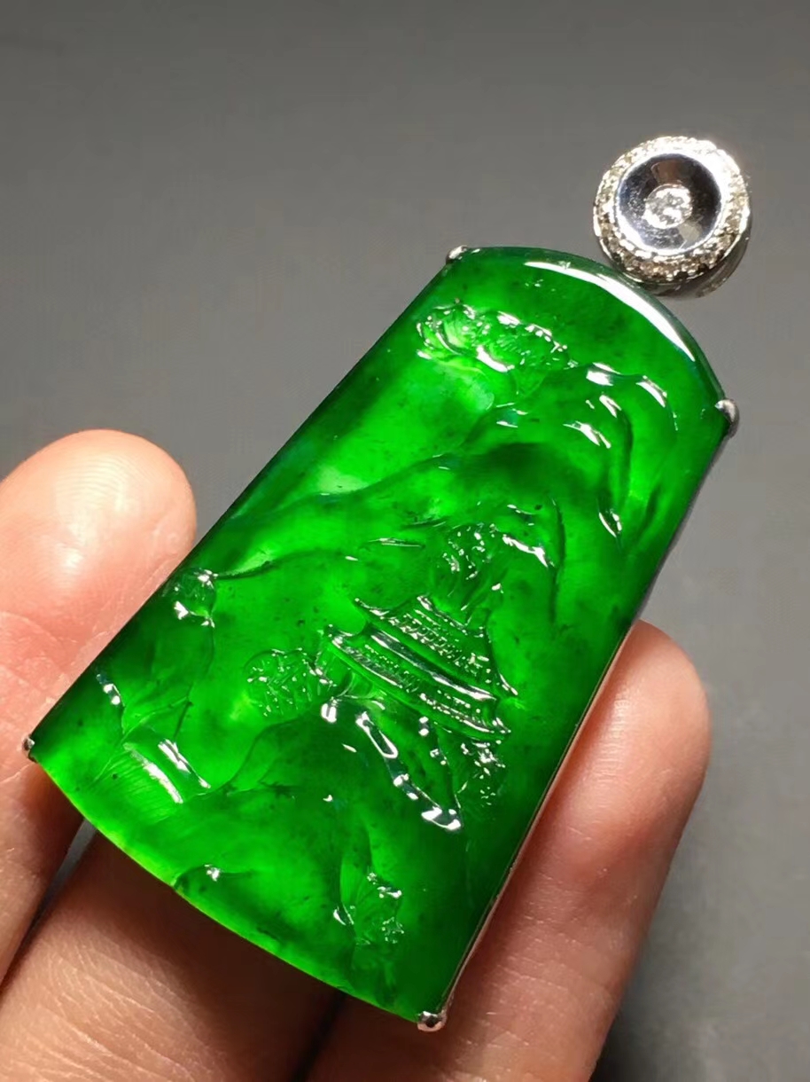 翡翠@翡翠是凭什么去判断它的价值的