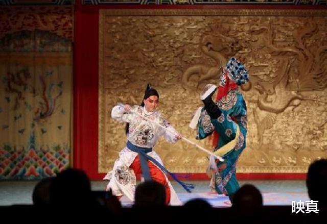 映真|京剧“火”不过豫剧？中国国粹与地方戏曲的不同之处