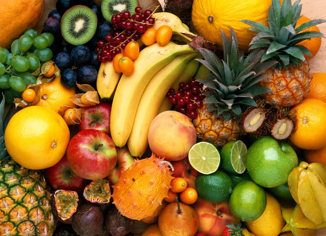 「水果」黑色水果知多少？水果论：小黑果，大能量，常吃黑果身体棒！