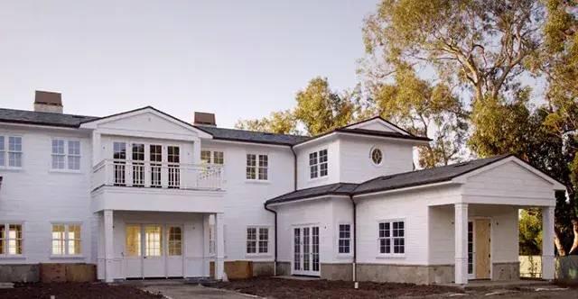 英特尔|乔布斯遗孀有新男票了！千亿阔太豪言裸捐1800亿，爱上小12岁大厨